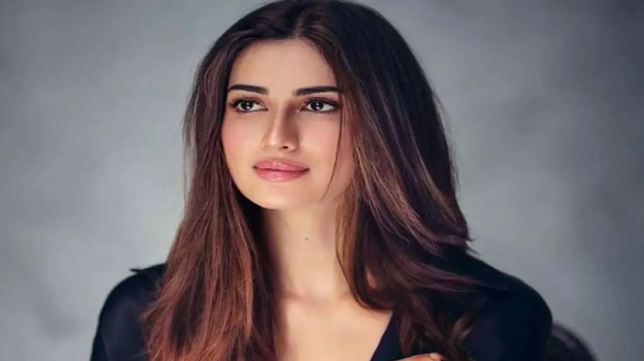 Miss India Finalist Diksha Singh Loses UP Panchayat Polls