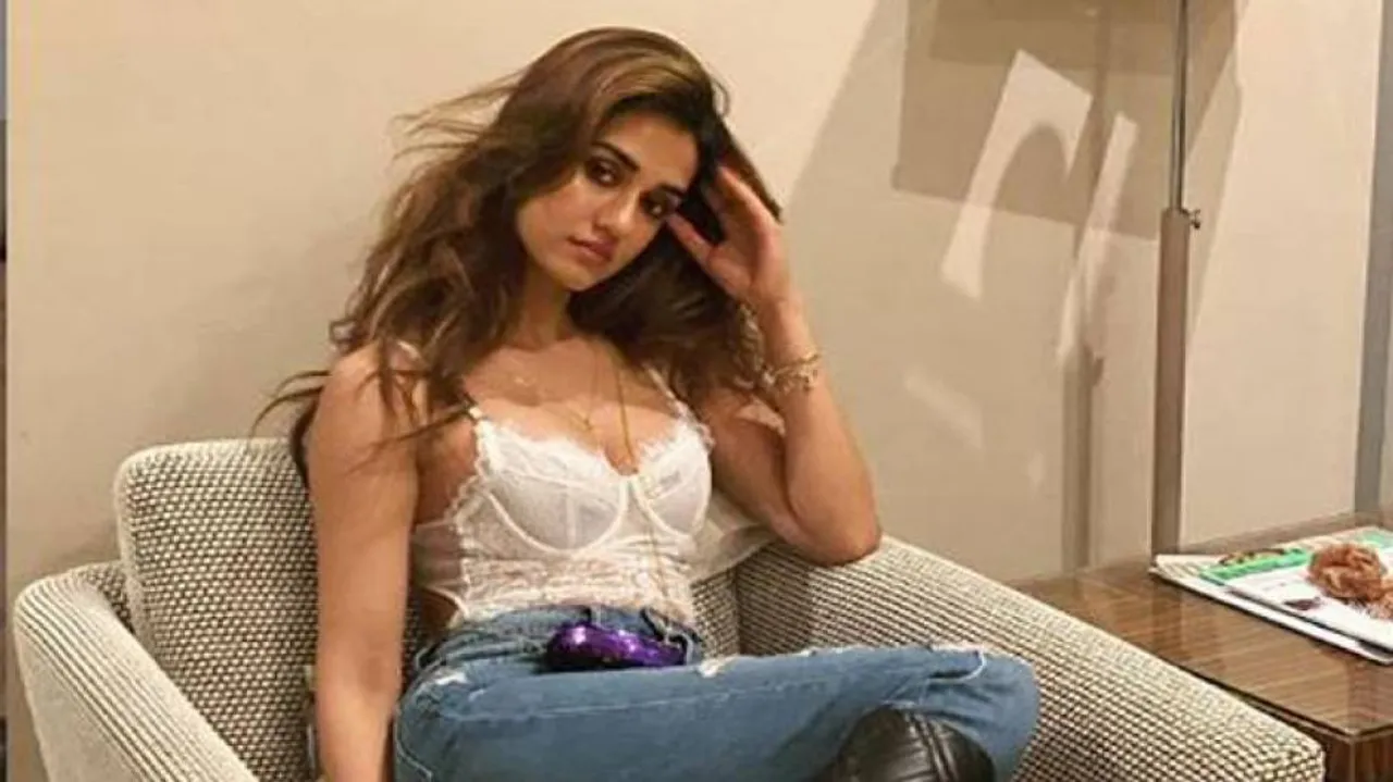 Lockdown Diaries: Disha Patani Entertains With Her 'New Killer Dance Moves'