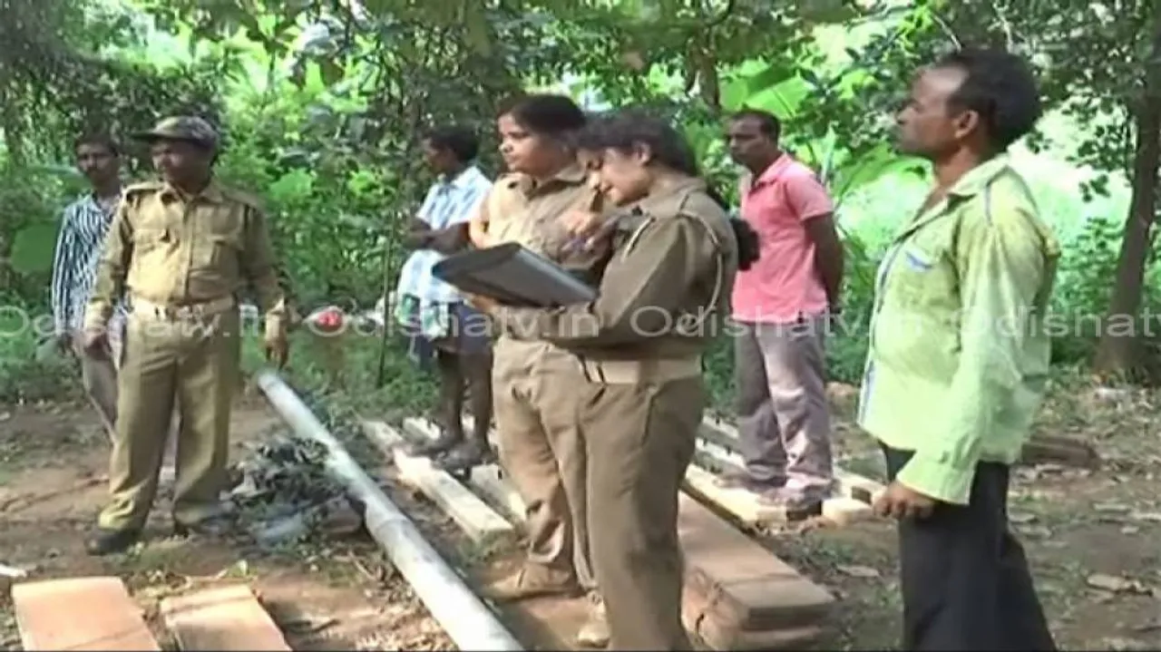 Another self-styled godman accused of land grab in Odisha’s Sundergarh