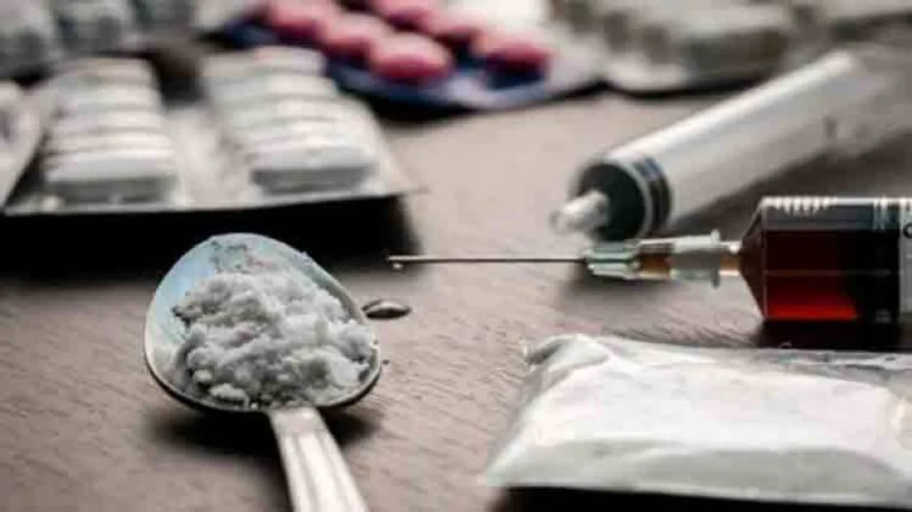 Drugs worth Rs 25 cr seized in Delhi, 3 foreigners held