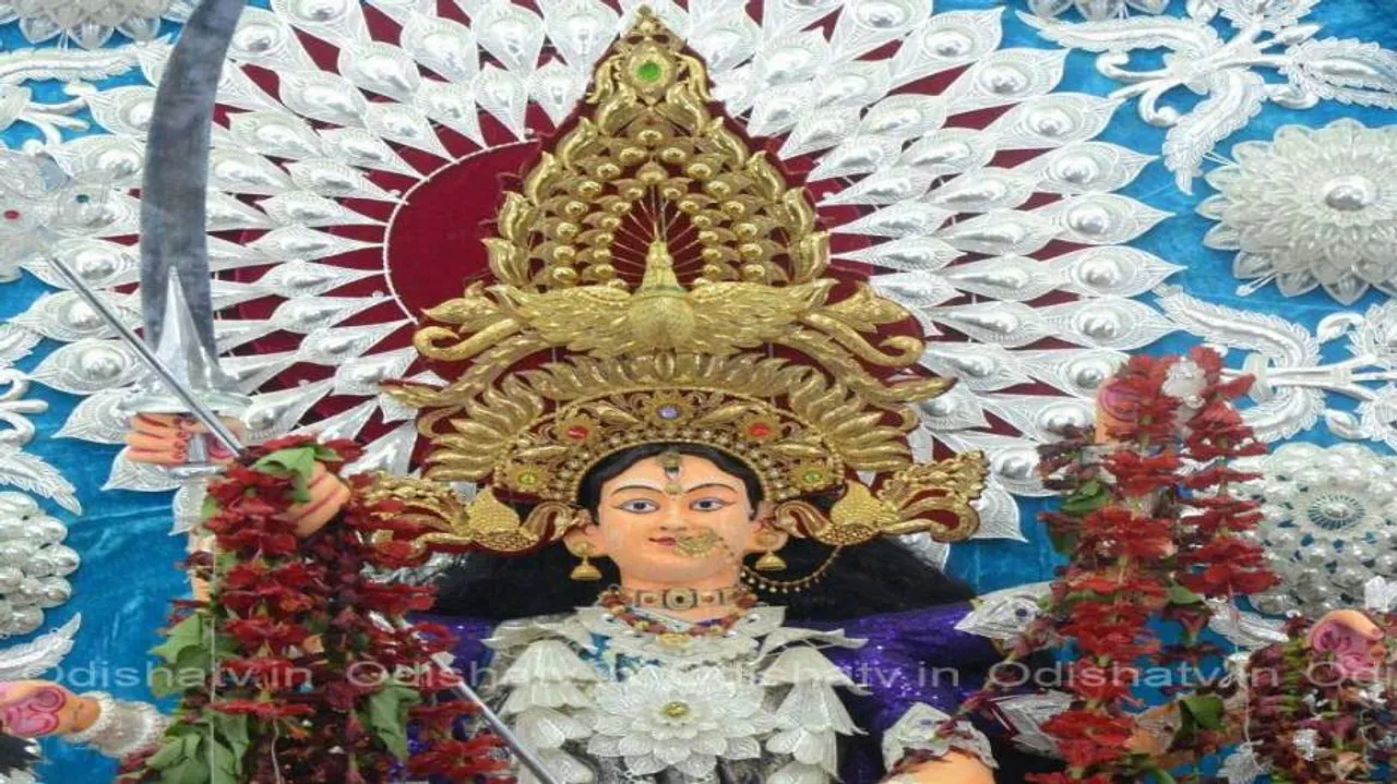 Vijayadashami celebrations underway, Ravana Podi in evening