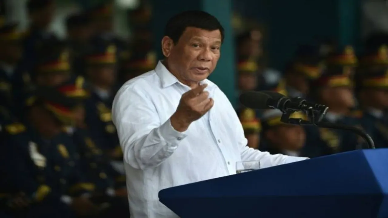 Temper behaviour in South China Sea, Duterte tells China