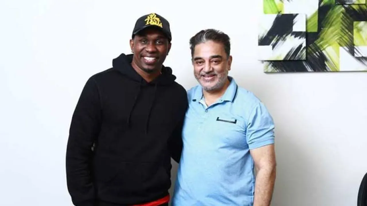 Dwayne Bravo Gifts Autographed T-Shirt To Kamal Haasan