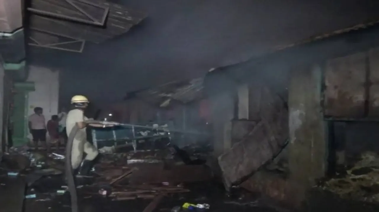 More than 20 shops gutted in Bargarh market fire