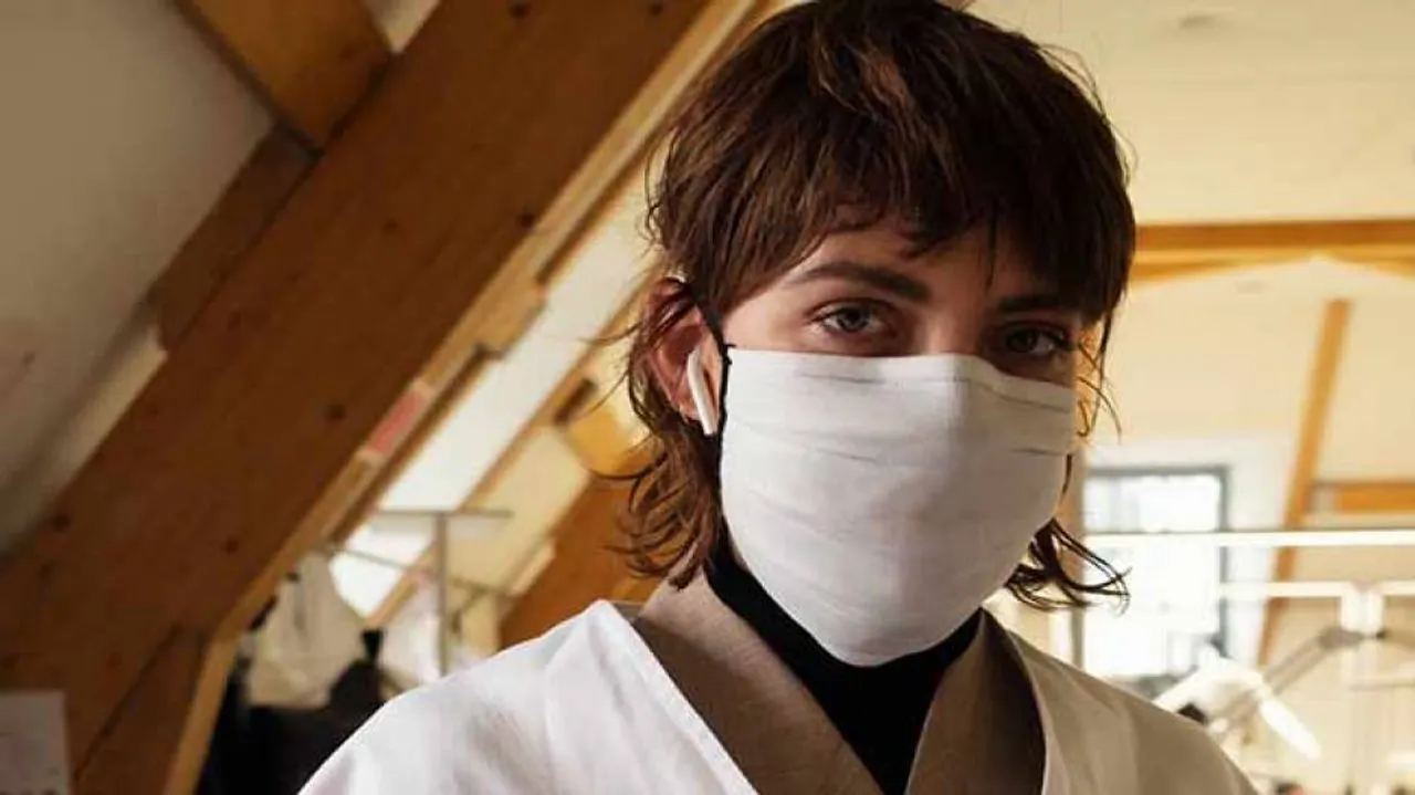 Neither surgical nor cotton masks effectively filter coronavirus: Study