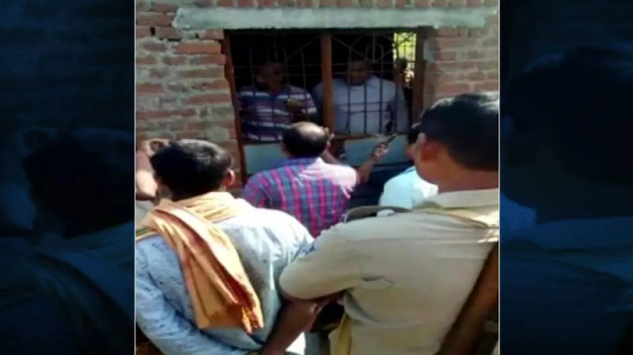 Odisha Villagers Lock Up Forest Officials For 9 Hrs !