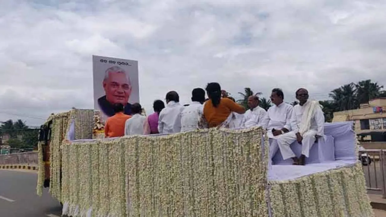 Op-Ed: In death, Vajpayee may have done for BJP what he couldn’t while alive