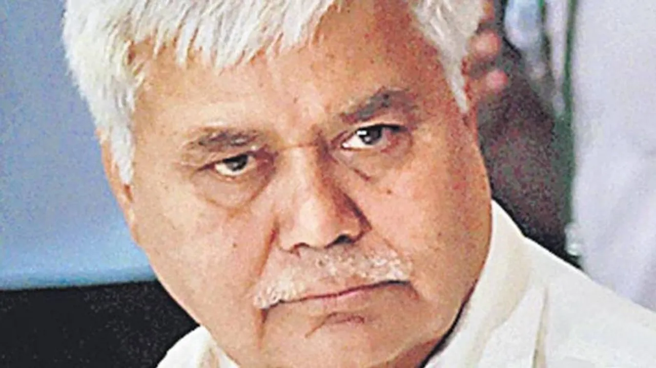 TRAI Chairman shares Aadhaar no on Twitter, challenges to 'harm' him