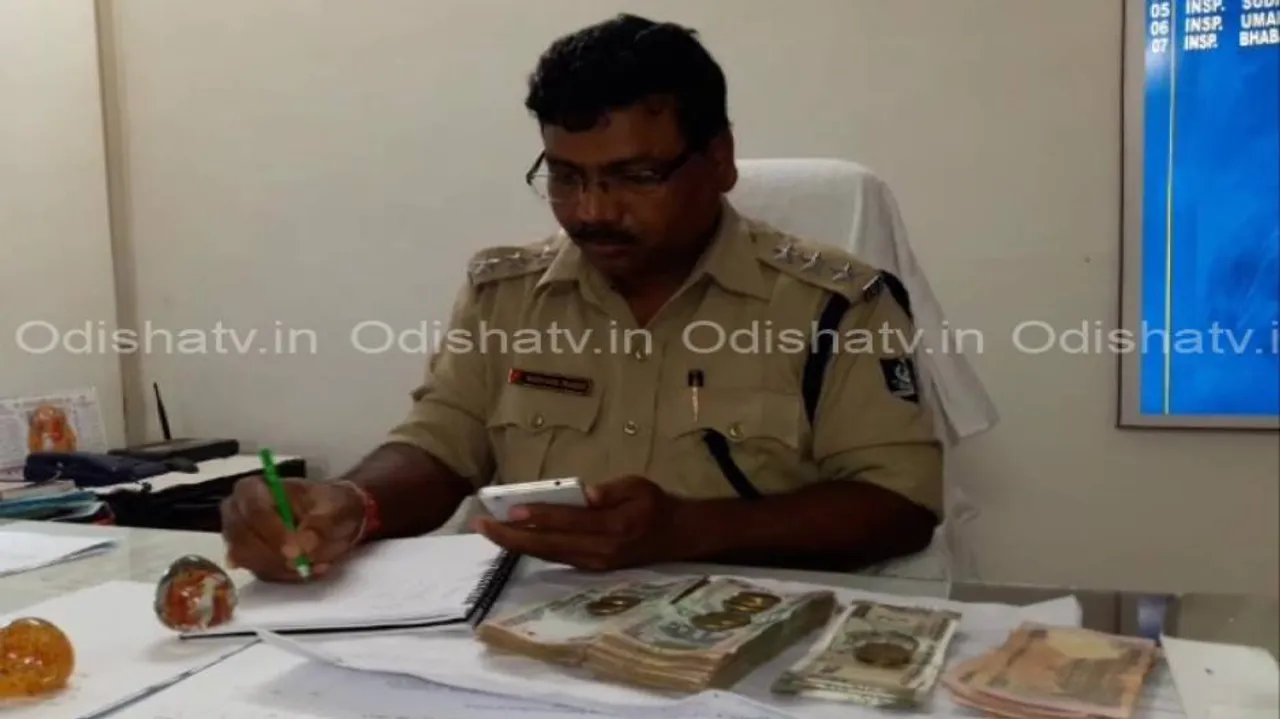 ITI lecturer, four others held for gambling in Phulbani