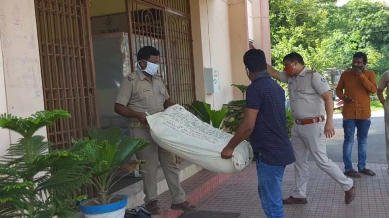 Ganja Seized From Police Vehicle In Odisha!