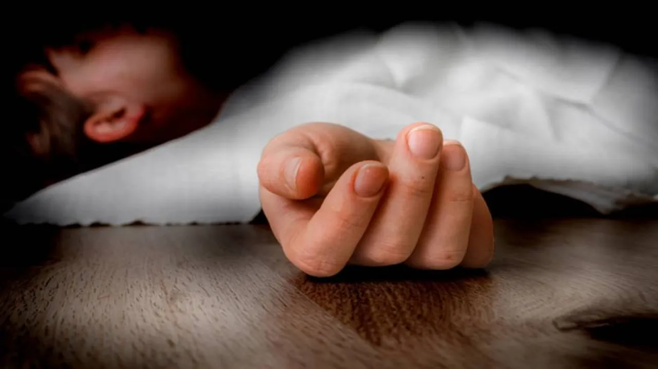 Girl dies of dengue, hospital charges Rs 18 lakh from family