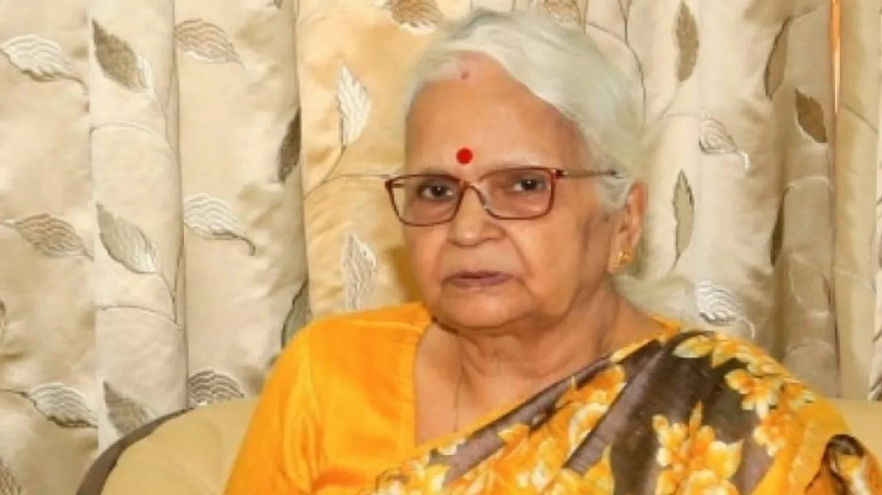 Goa LoP meets Governor, stakes claim