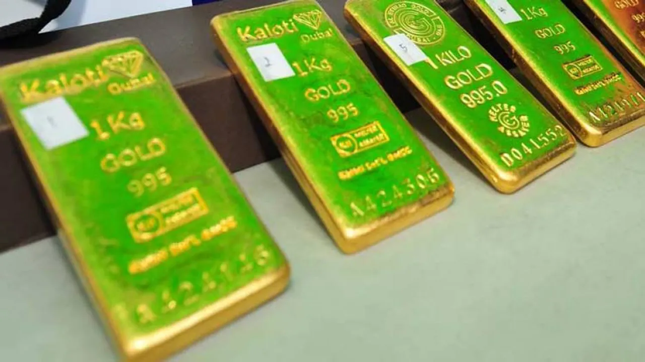 Smuggling gold through UP would cost passport