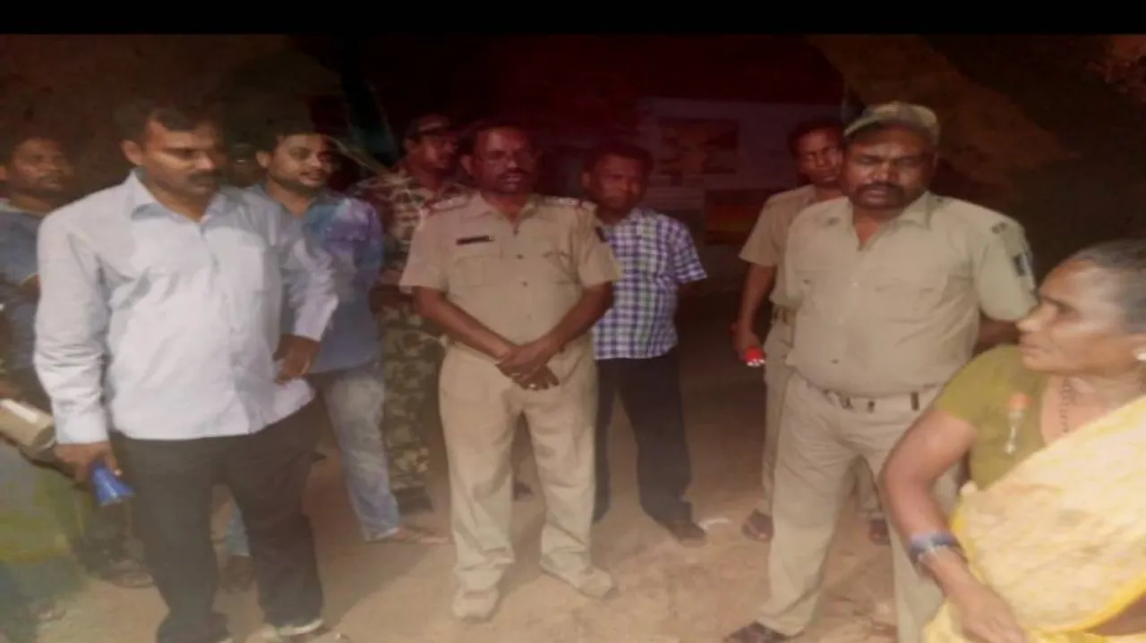 Woman axes violent hubby to death