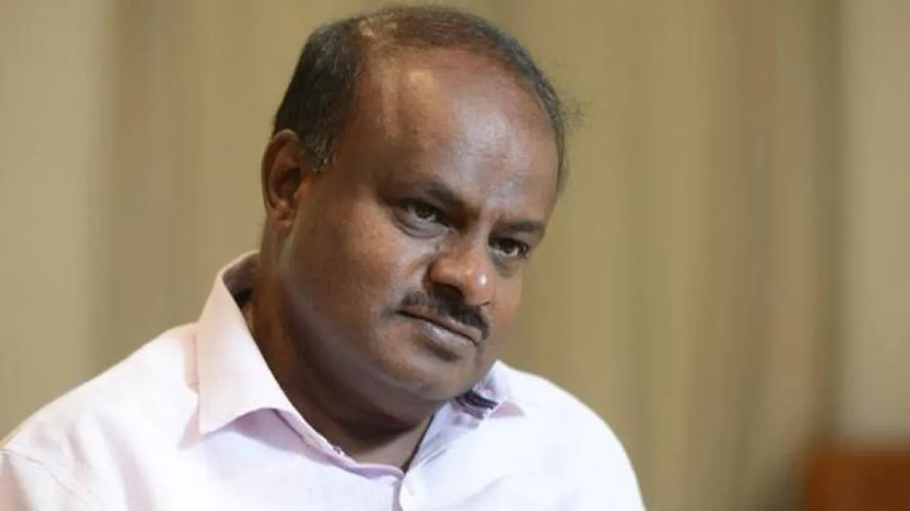 Kumaraswamy denies getting into hospital to avoid floor test