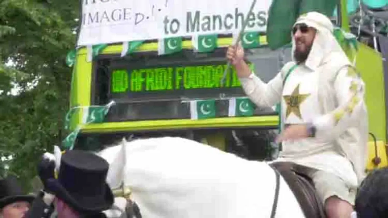Watch: Pakistan fan arrives on horseback to watch India-Pak World Cup clash