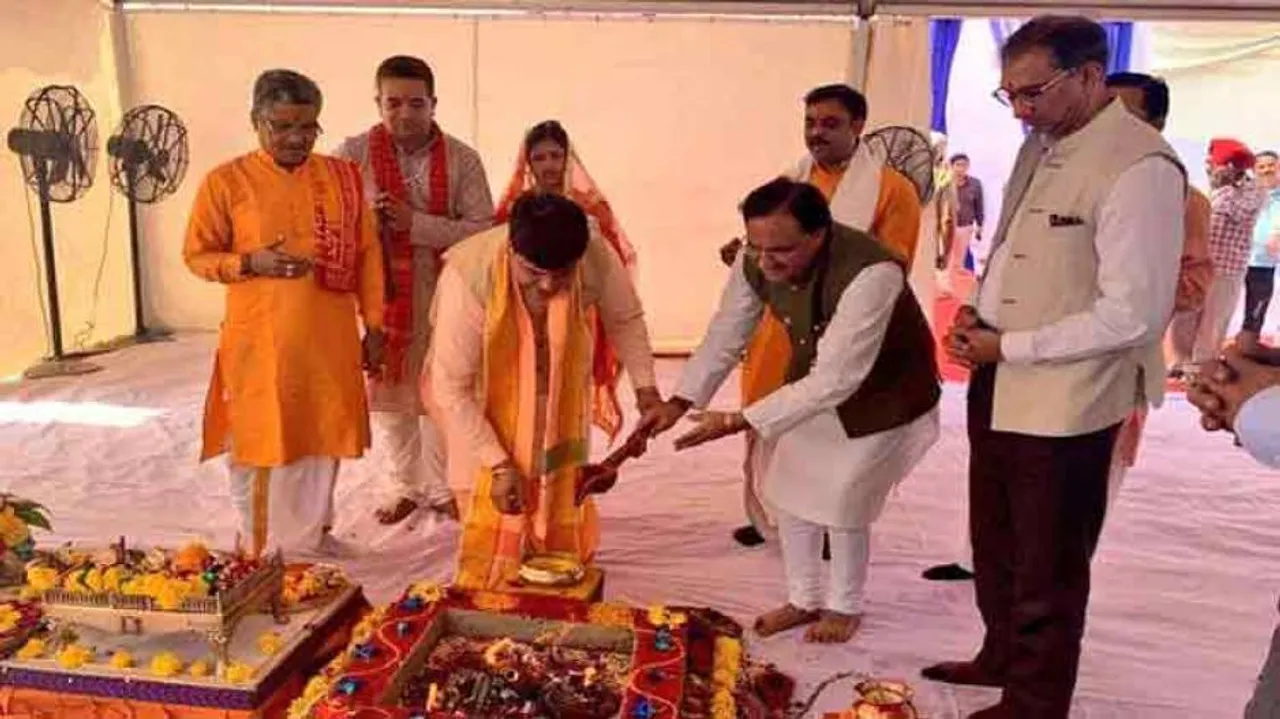 HRD minister lays stone for IIM campus in Amritsar