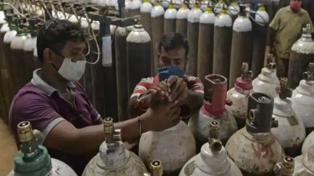 Oxygen Cylinders’ Black Marketing: OHRC Seeks Reports From Odisha Govt