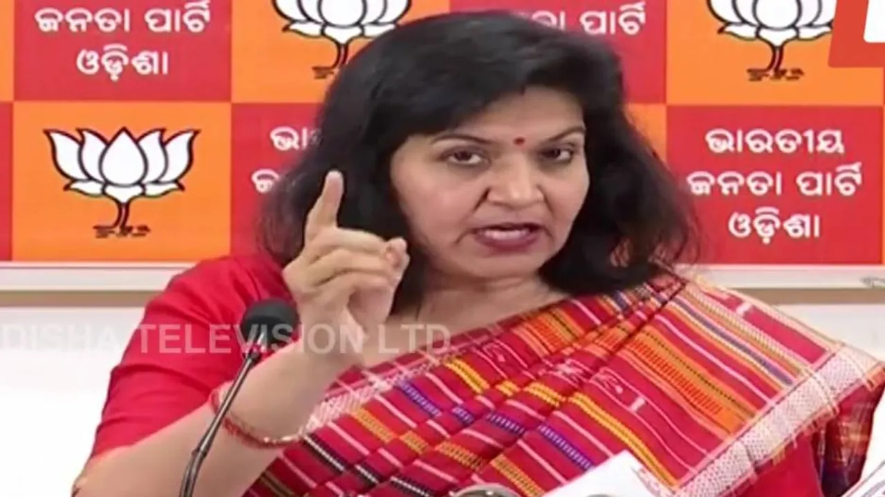 Naveen’s Pic At Vaccination Sites Indicates BJD’s ‘Insecurity And Narrow-Mindedness’, Says Aparajita; BJD Hits Back