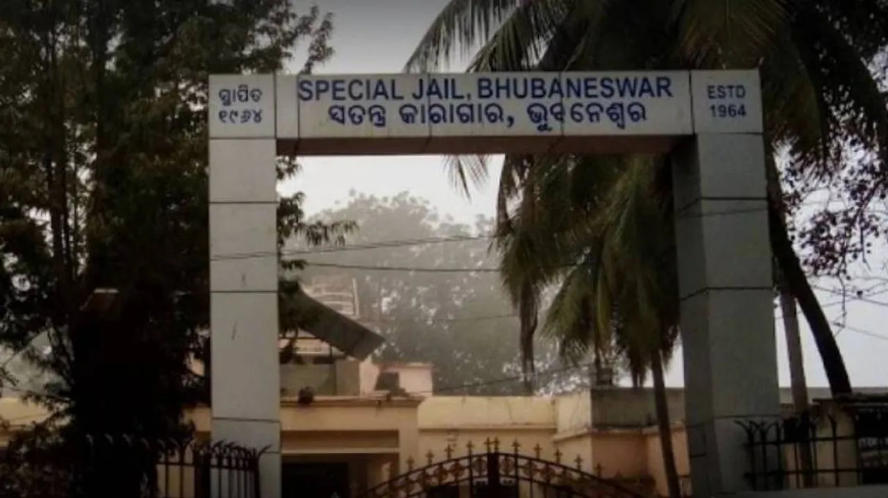 Contraband, Mobiles Found In Jharapada Jail: Chief Warder Suspended