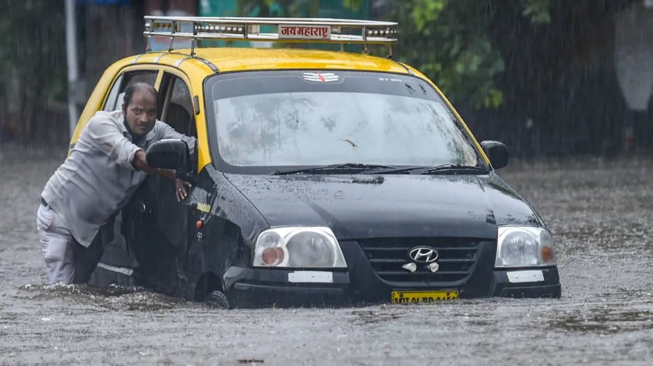 Monsoon Storms Into Maha: Trains, Traffic Hit In Mumbai