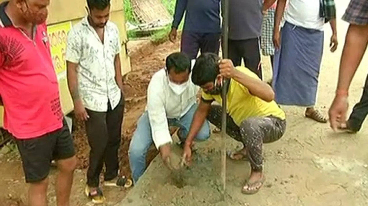Road Peels Off Just Days After Carpeting In Bhubaneswar Outskirts