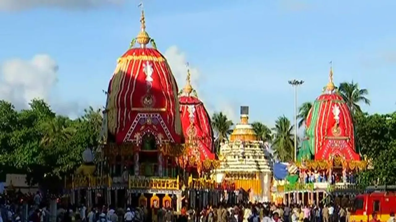 Ratha Jatra 2021: Holy Trinity To Move To Adapa Mandap In Puri Today