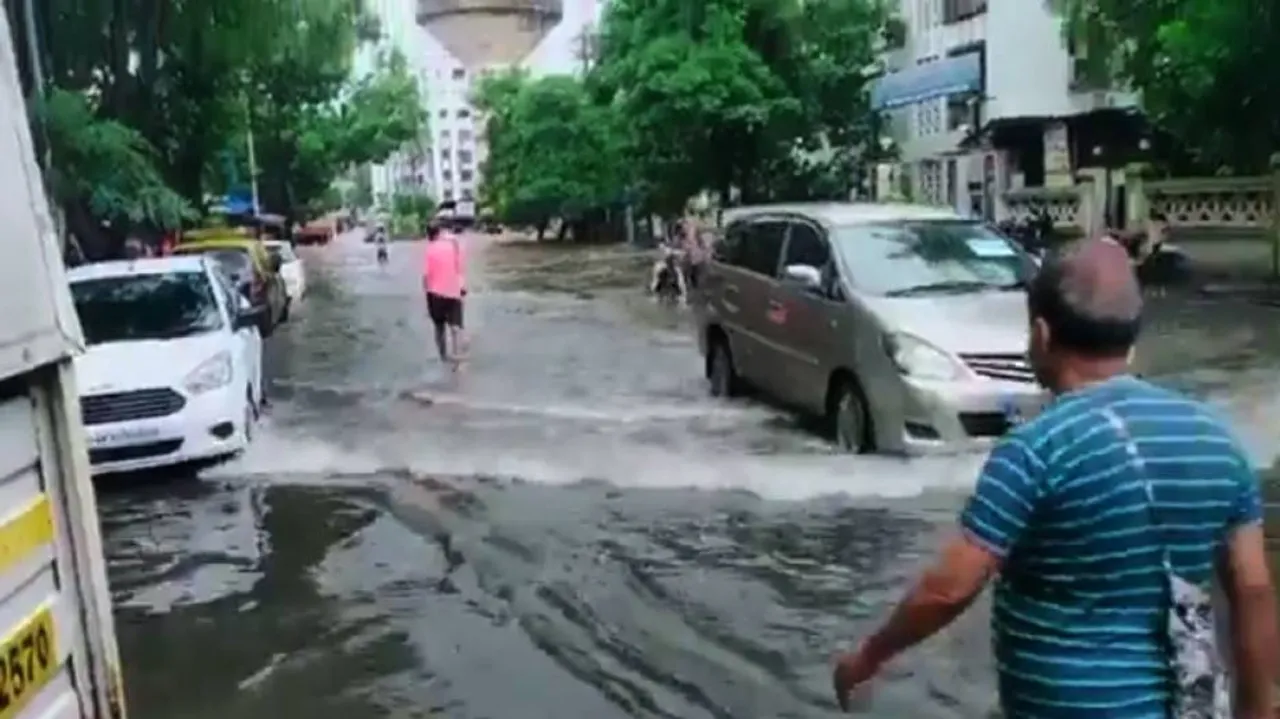 10 Killed As Heavy Rains Pummel Mumbai; Local Train Services Suspended