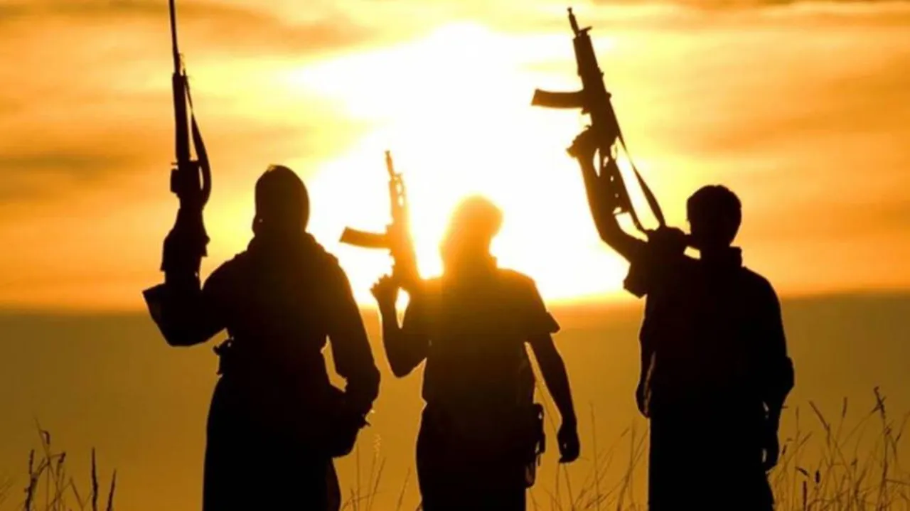 6,000 Terrorists Based In Pak Being Trained By Arab, Chechens To Infiltrate Af