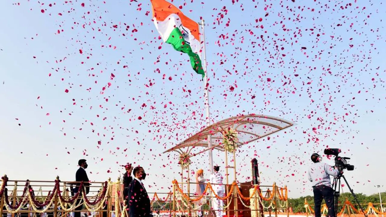 75th Independence Day: Greetings Flood Social Media