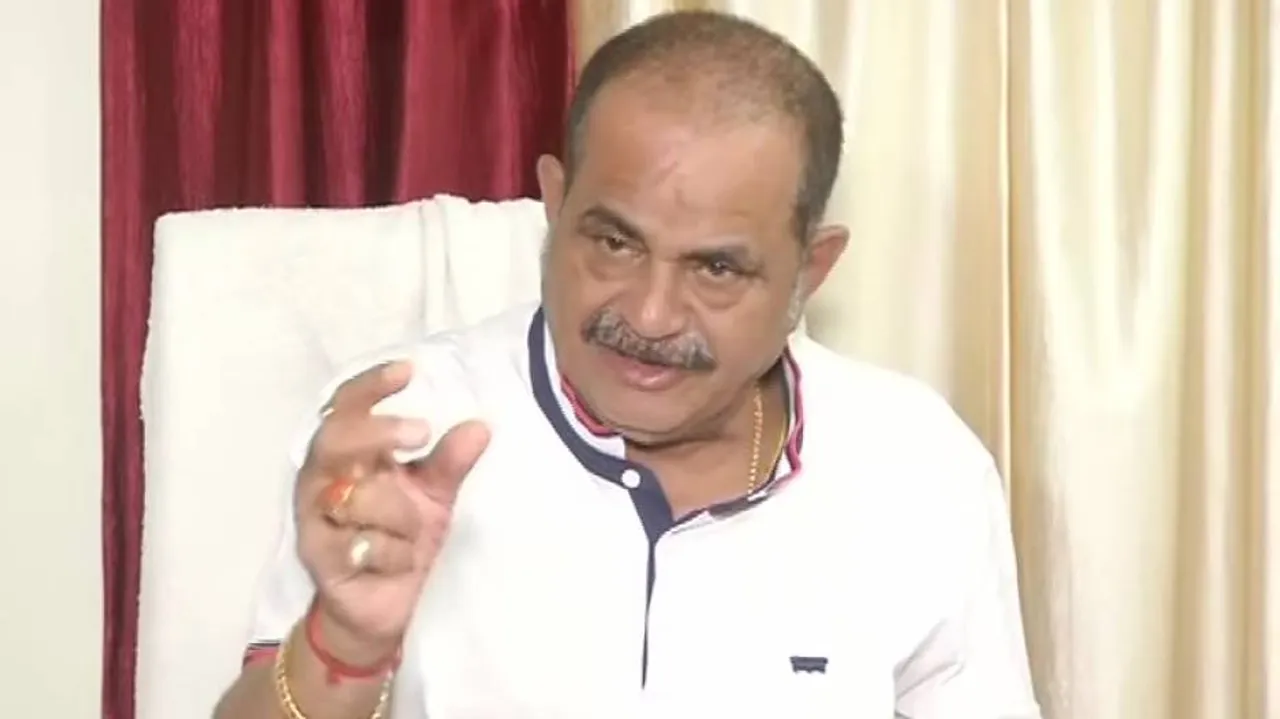 Niranjan Patnaik Is Getting Old, Should Step Down From PCC President Post: Tara Bahinipati