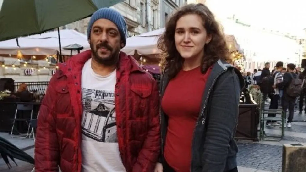 Tiger 3: Salman Khan's Look Leaked From Shooting Set, Bhaijaan Is Unrecognisable