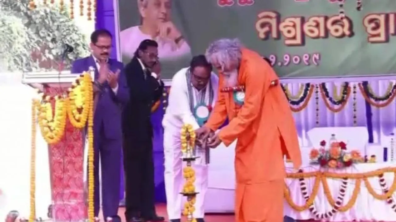 Link With ‘Humanitarian Organisation’ Chief Manas Das