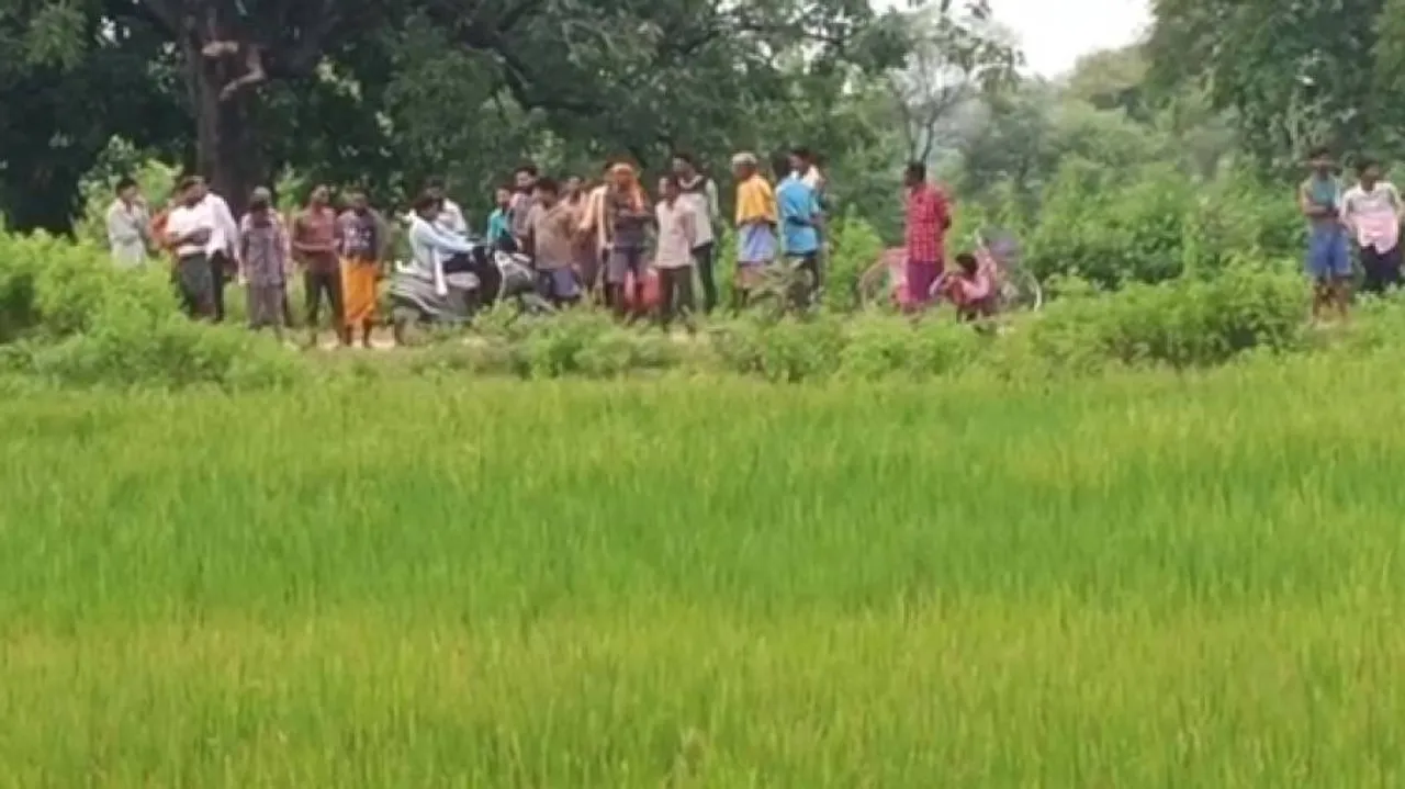 Bodies Of Man, Woman Found Hanging From Tree