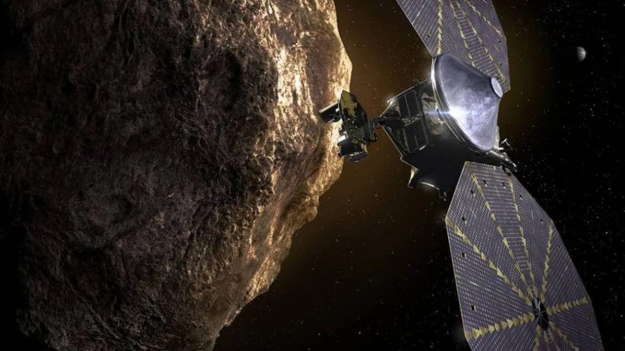 NASA's New Lucy Asteroid Spacecraft Faces Solar Panel Glitch