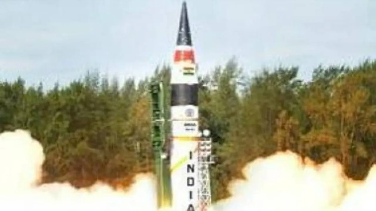 India Tests Nuclear-Capable Intercontinental Ballistic Missile Agni-5 Off Odisha Coast