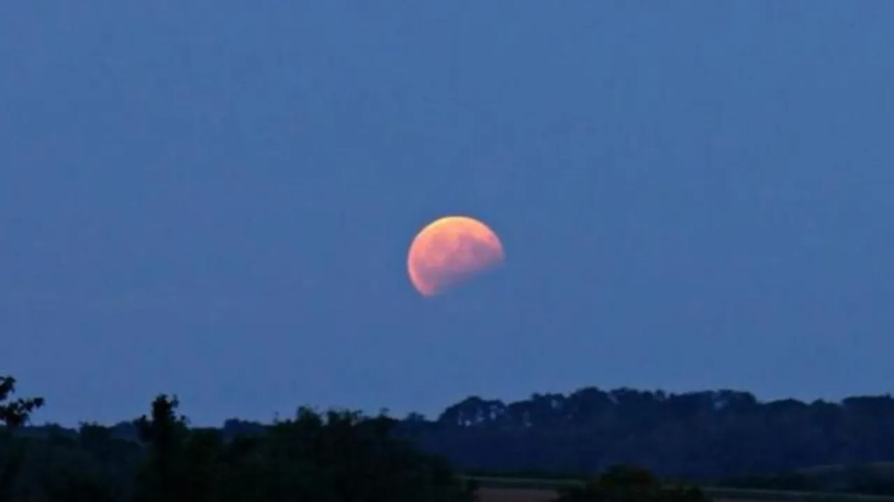 Longest Partial Lunar Eclipse In 580 Years On Nov 19, To Be Visible From India