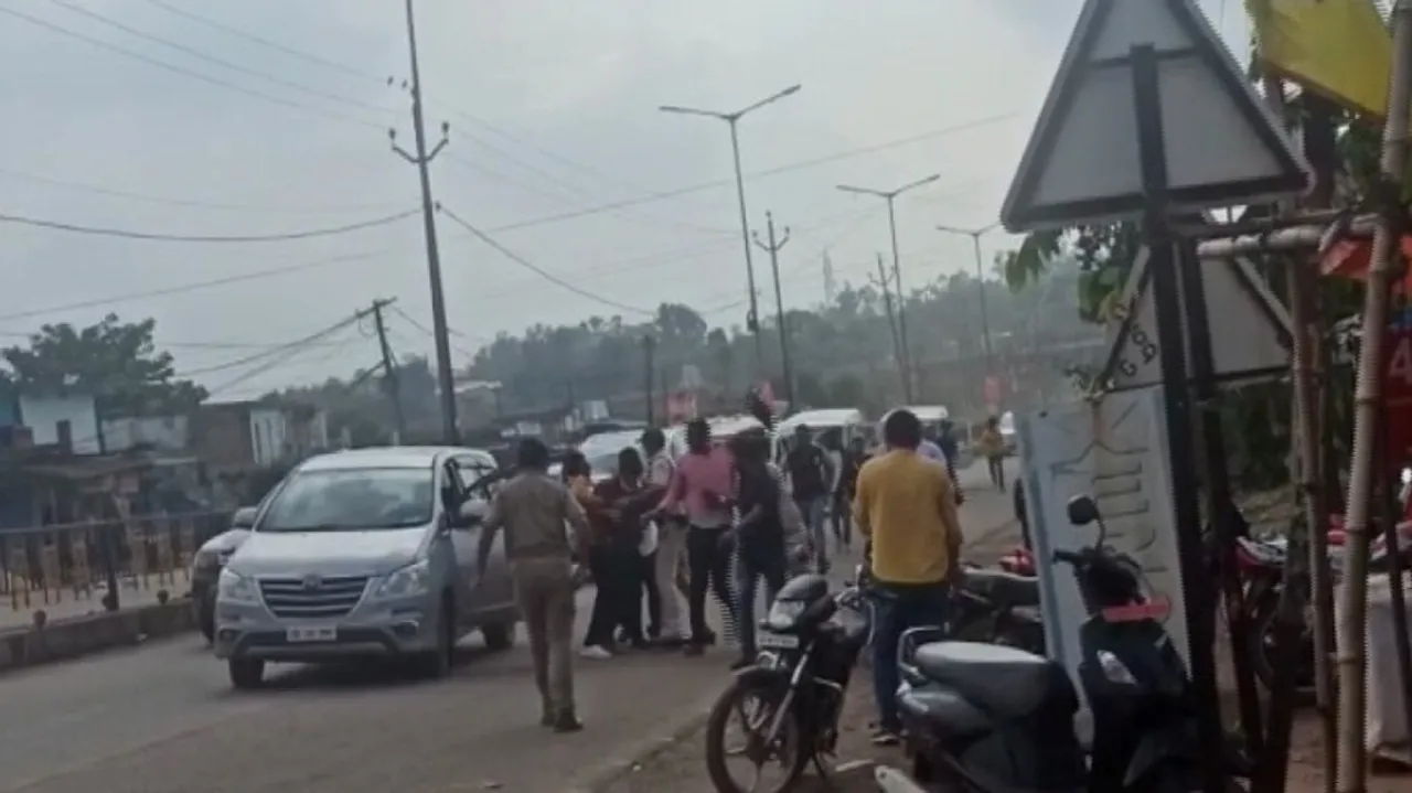 Odisha Ministers Face Black Flag Protests, 5 BJP Workers Picked Up 