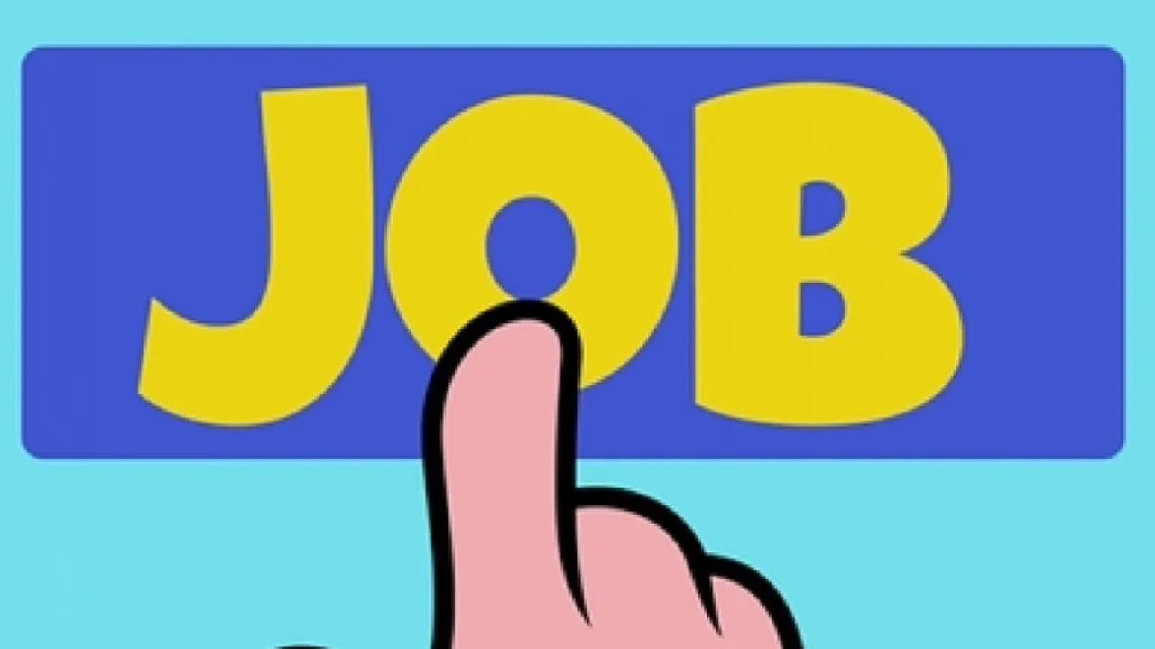 Job Crisis: 3,000 Non-Medical Teachers Fear Job Loss After New NMC Guidelines