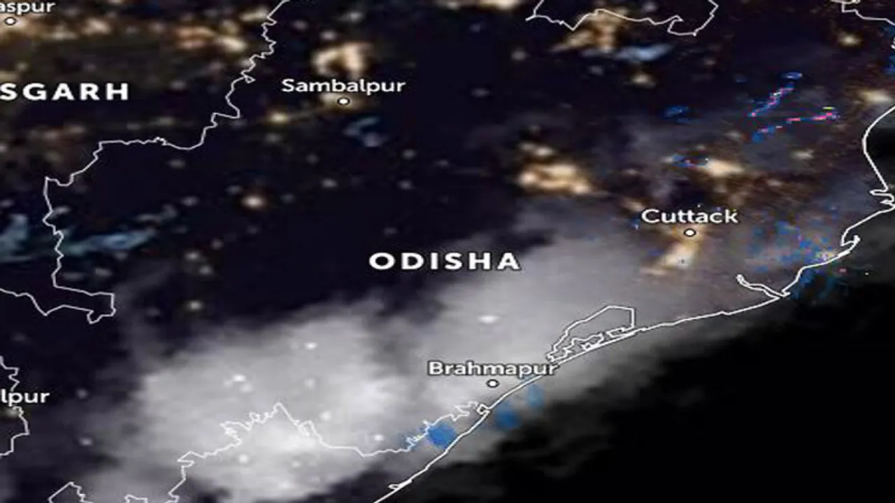Lightning And rain Forecast