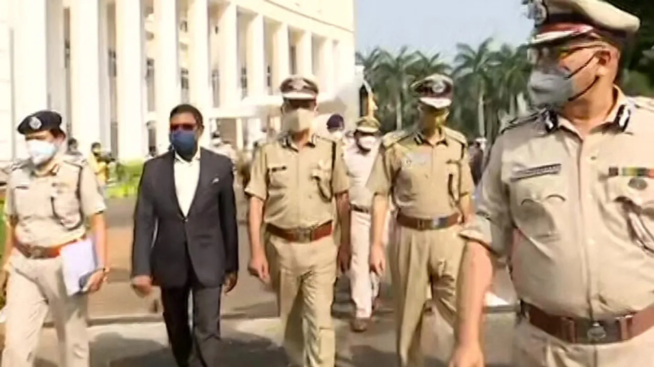 DGP Abhay Reviews Security At Odisha Assembly