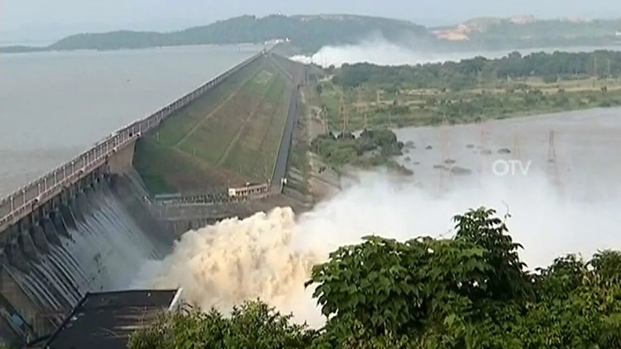 Hirakud Dam To Get Floating Solar Power Plant
