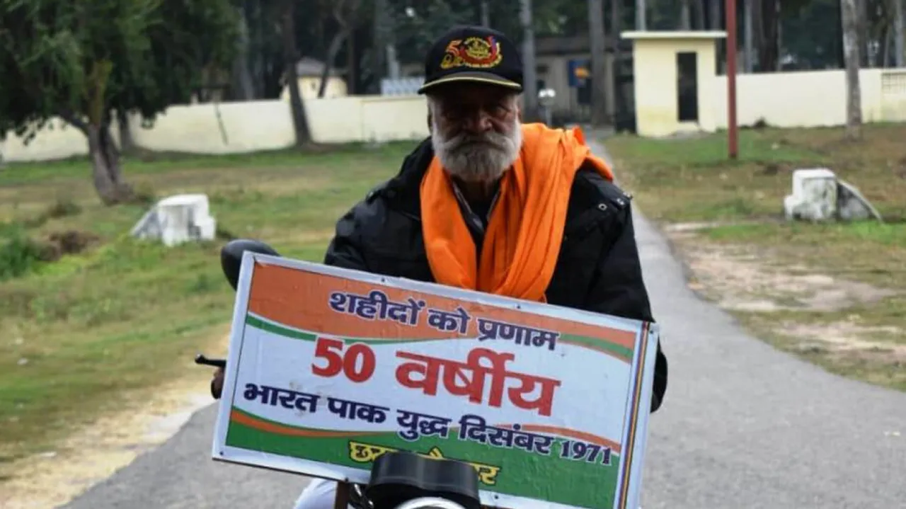 80YO Veteran Covers 230 Km On Old 'Moped' To Pay Homage To His Comrades Of 1971 War