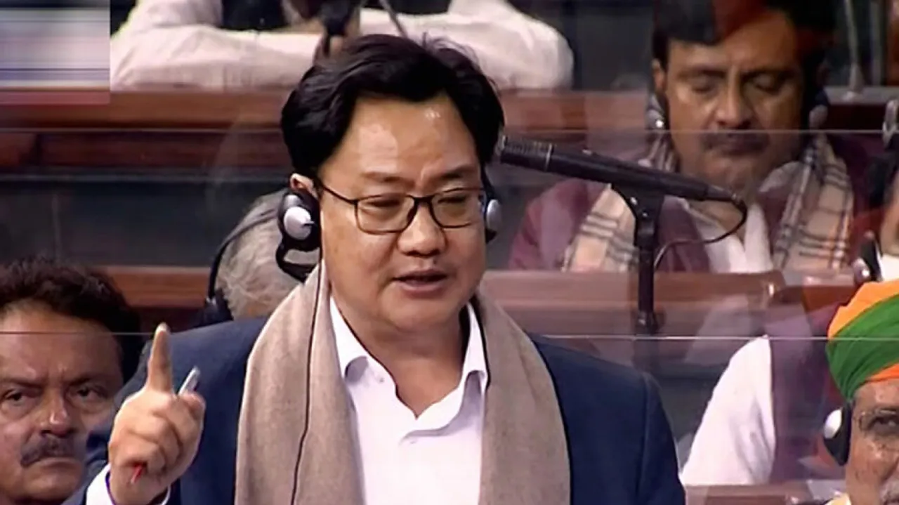 Aadhaar Linking With Voter ID Card: Lok Sabha Passes Electoral Reforms Bill Amid Din