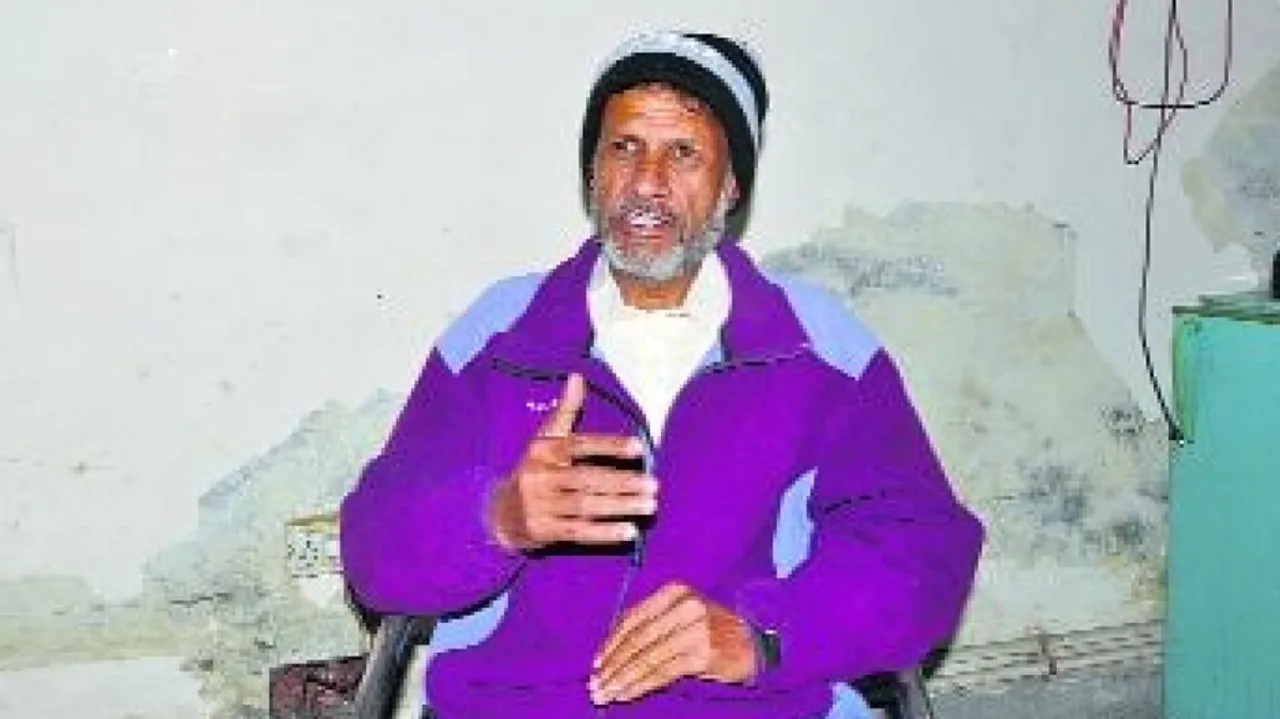 J&K Man Returns Home After Spending 29 Years In Pakistan Jail
