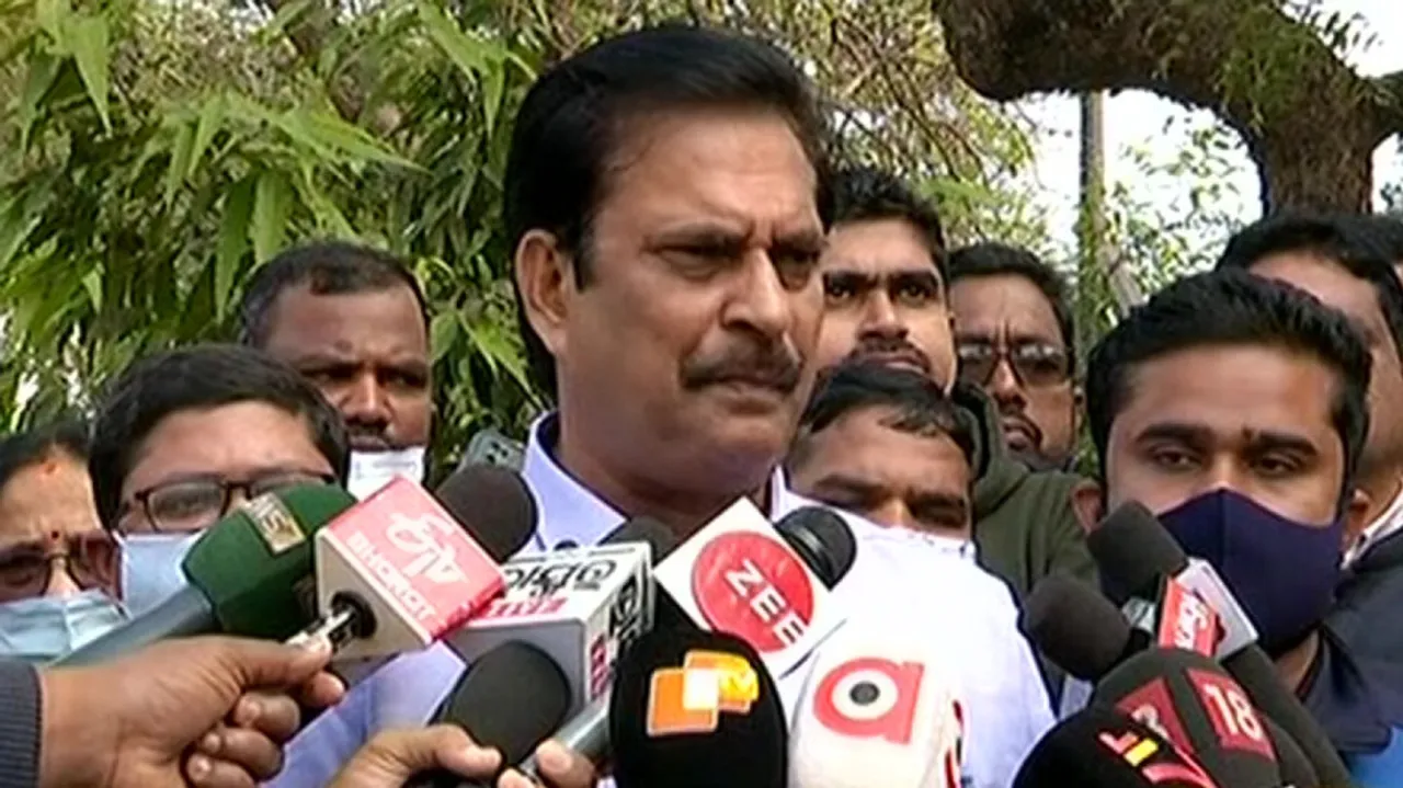 New Year Gift: Odisha Regularises Over 8,000 Junior Teachers