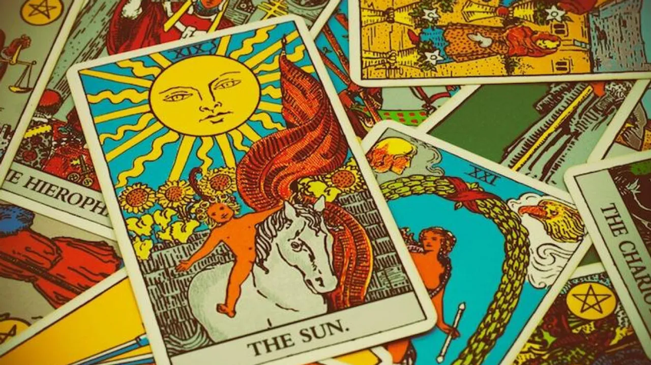 Tarot Card 2022 Yearly Prediction For Libra, Scorpio, Aquarius & Others