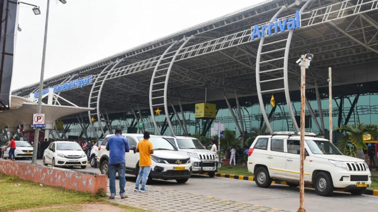 Omicron Scare: BMC Modifies Norms For Air Travellers, Check Details