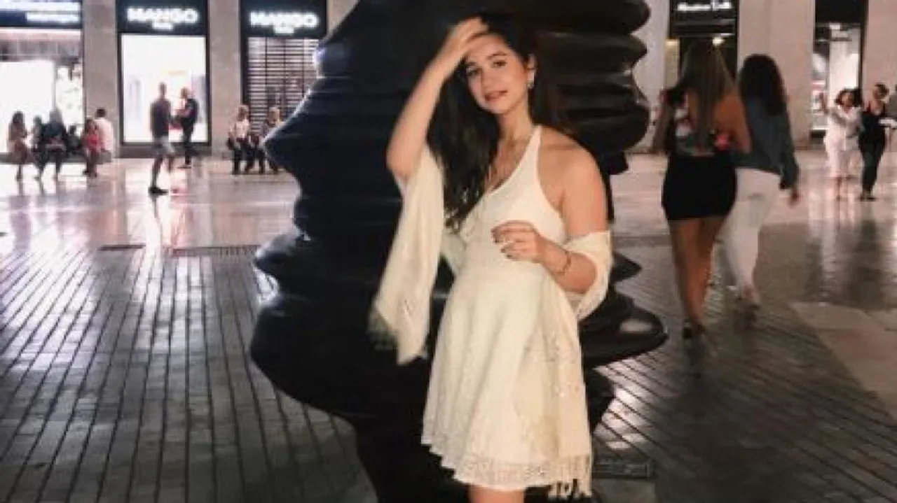 Sara Tendulkar Glams Up Her Messy Look | Watch