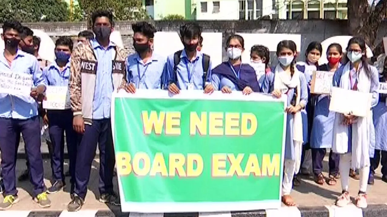  Don’t Cancel Class 12 Board Exam, Demand Students; Stage Peaceful Protest In Bhubaneswar